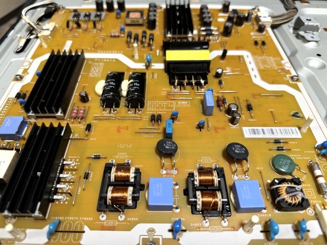 電子部品の製造オペレーター・検査等の業務