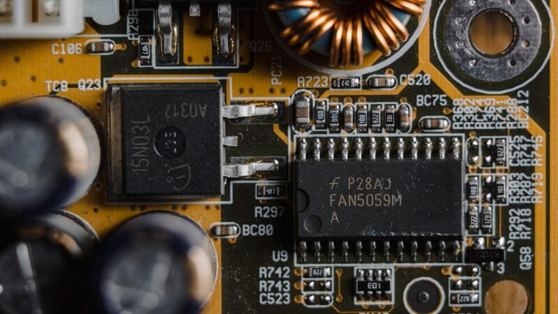 電子部品の製造業務