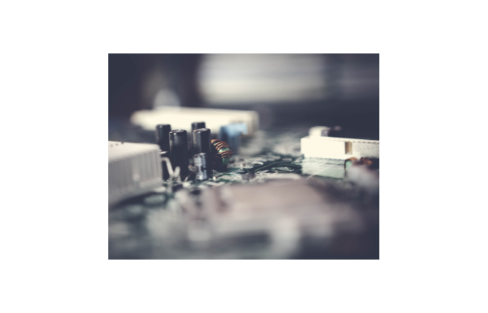 半導体製品の機械オペレーター