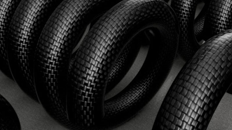 自動車サスペンションの製造