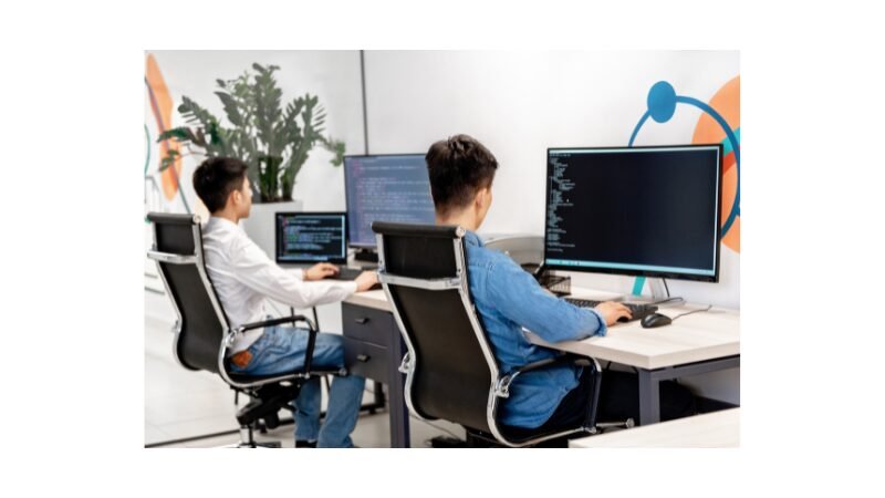 大手メーカーグループで半導体製造装置のソフト開発補助・評価◎未経験歓迎！